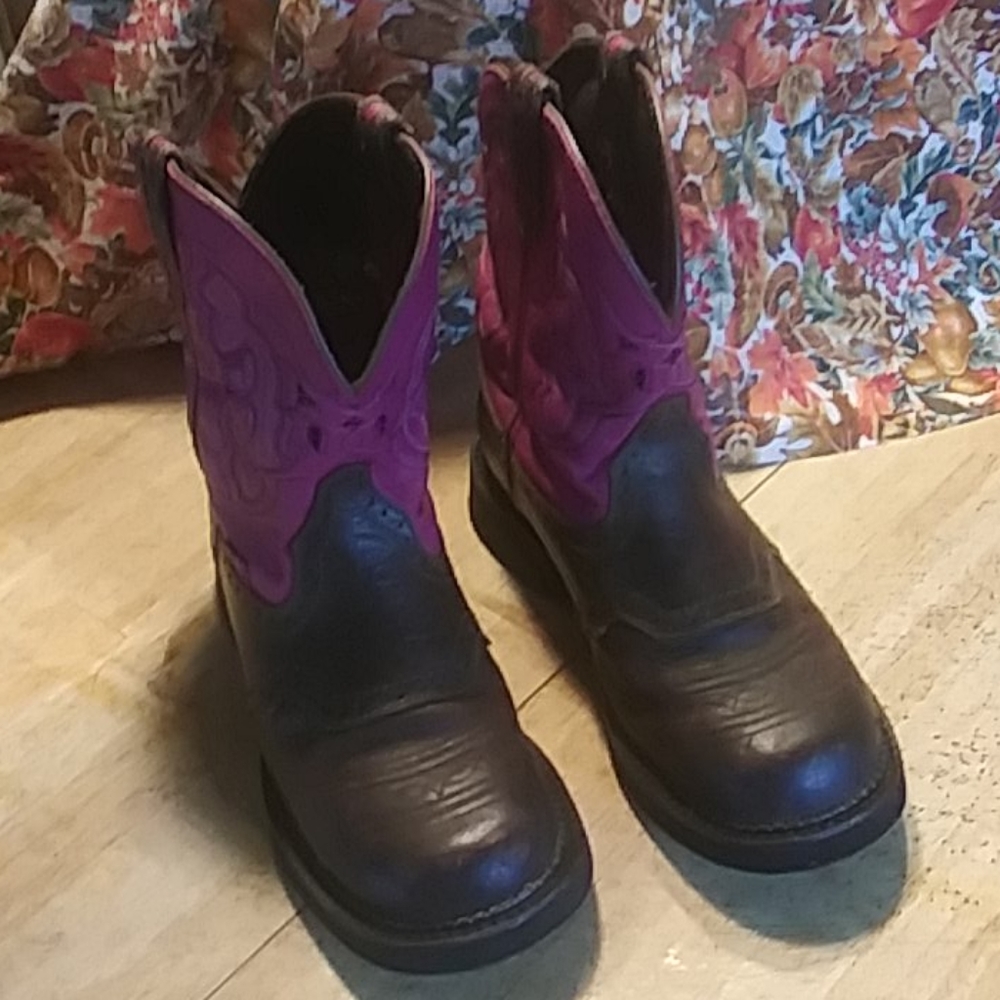 Woman's Boots